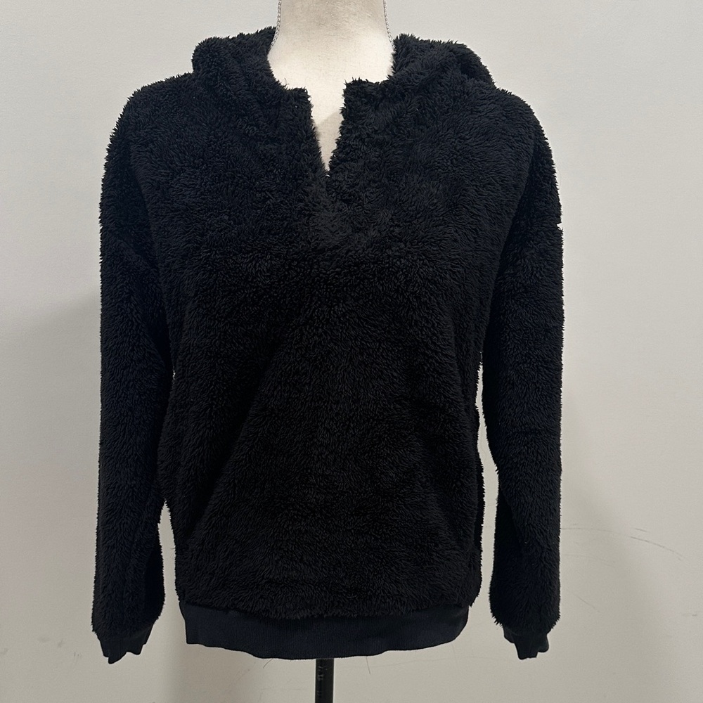 Cozy Black Fleece Pullover